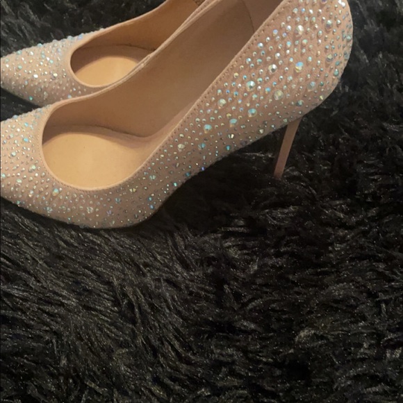 Steve Madden plush heels! - Picture 3 of 5
